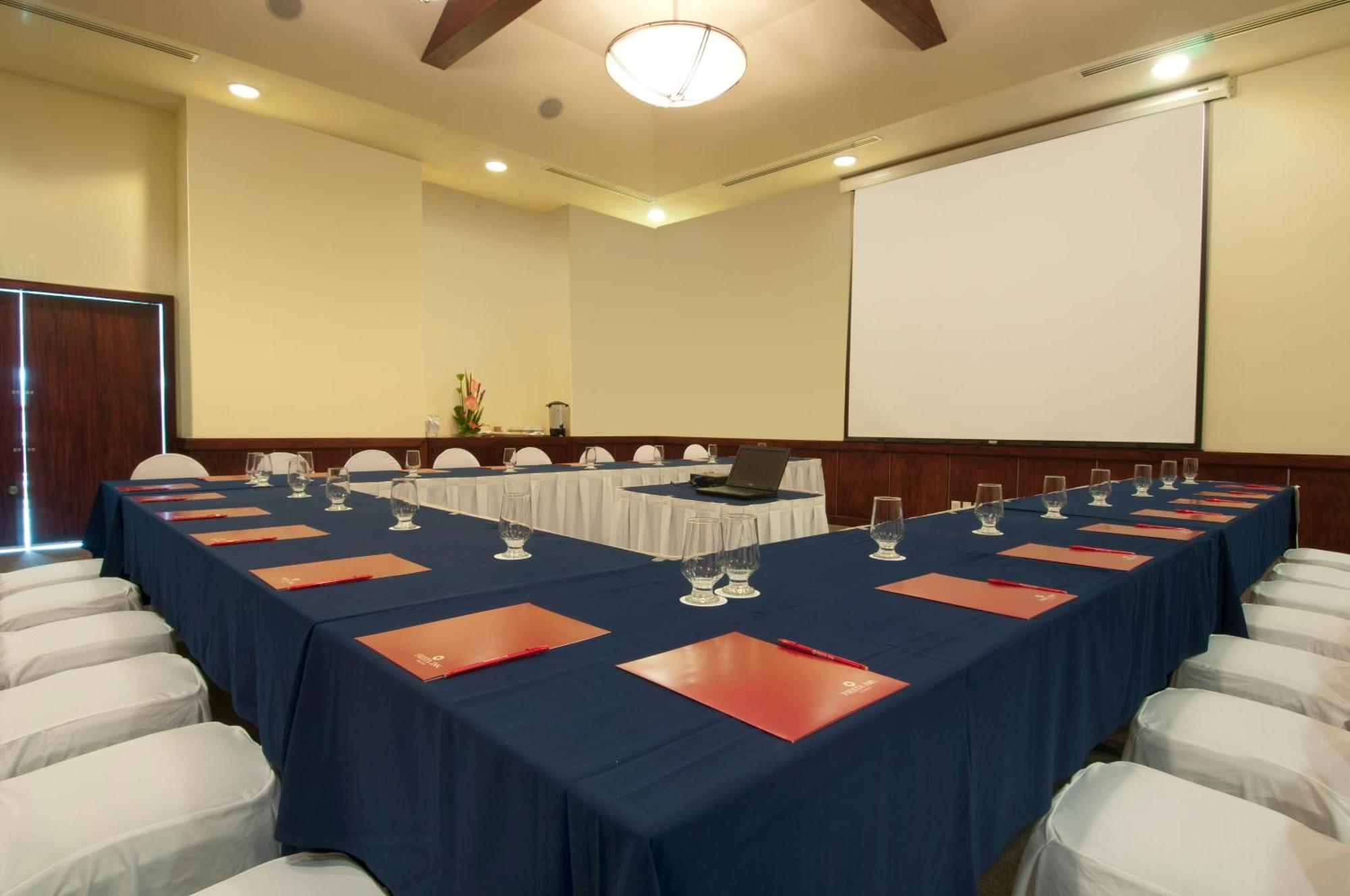 Fiesta Inn Cuautitlan Cuautitlán Izcalli Kültér fotó