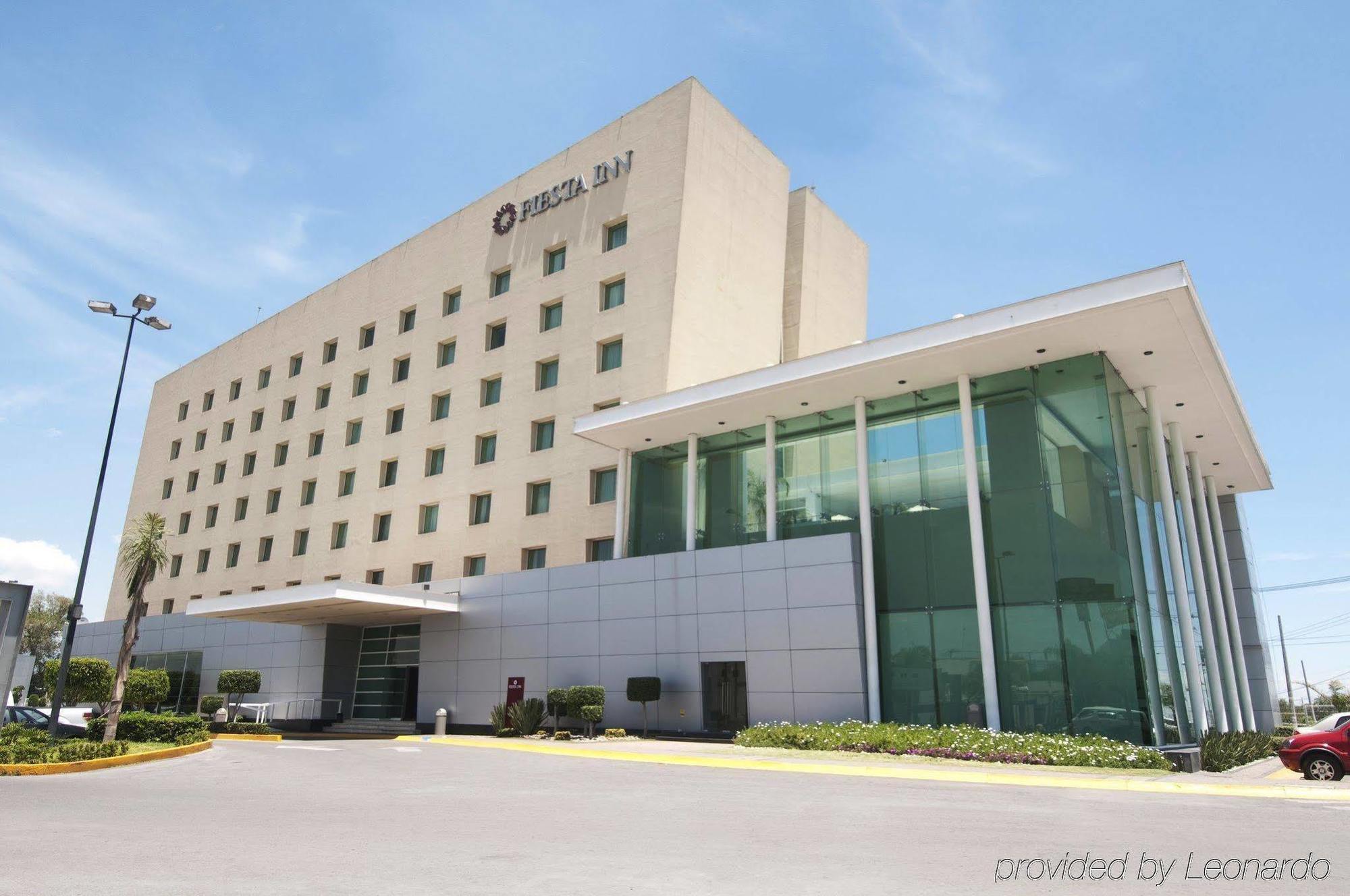 Fiesta Inn Cuautitlan Cuautitlán Izcalli Kültér fotó
